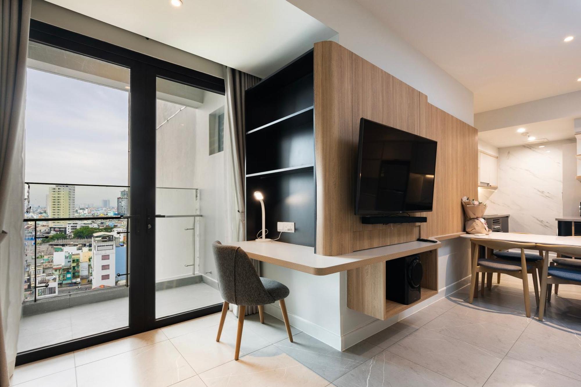 Zenity 3br Condo: Luxury And Comfort In Quan 1 Căn hộ