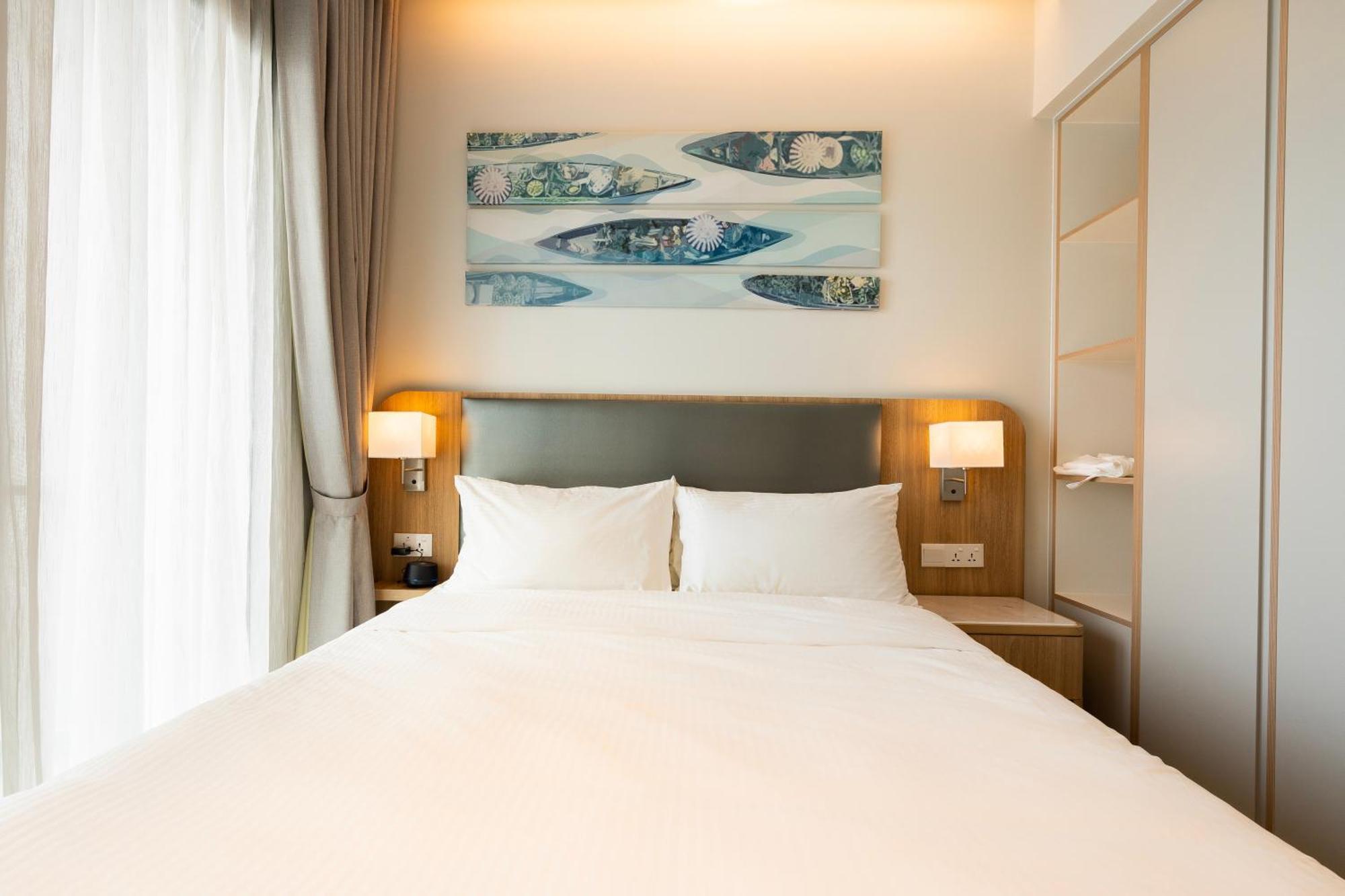 Zenity 3br Condo: Luxury And Comfort In Quan 1 Căn hộ