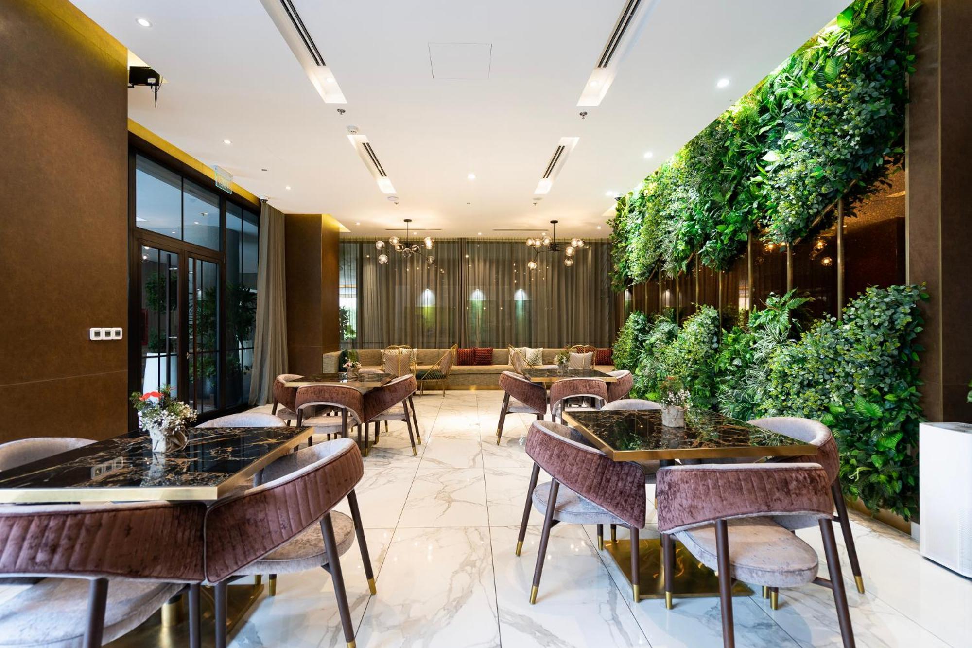Căn hộ Zenity 3br Condo: Luxury And Comfort In Quan 1 *